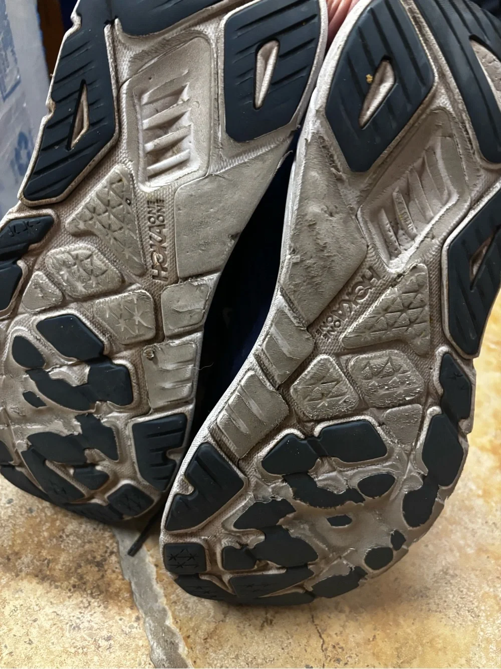 Hoka Arahi 6 Navy and Teal Running Shoe 9.5 wide